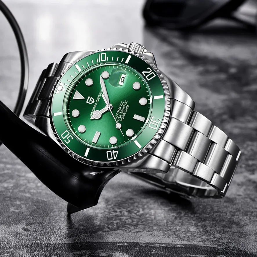 Diving All Green - Image 5